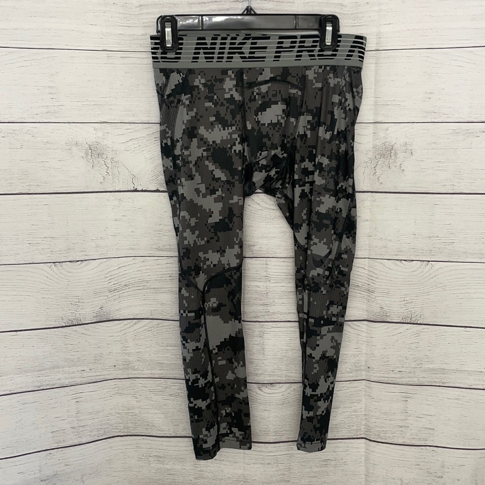 Nike Pro Men’s 3/4 Tights size M